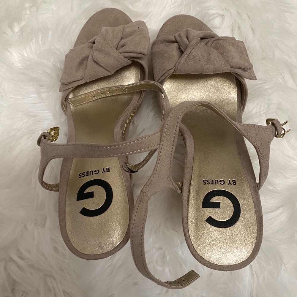 GUESS wedges
